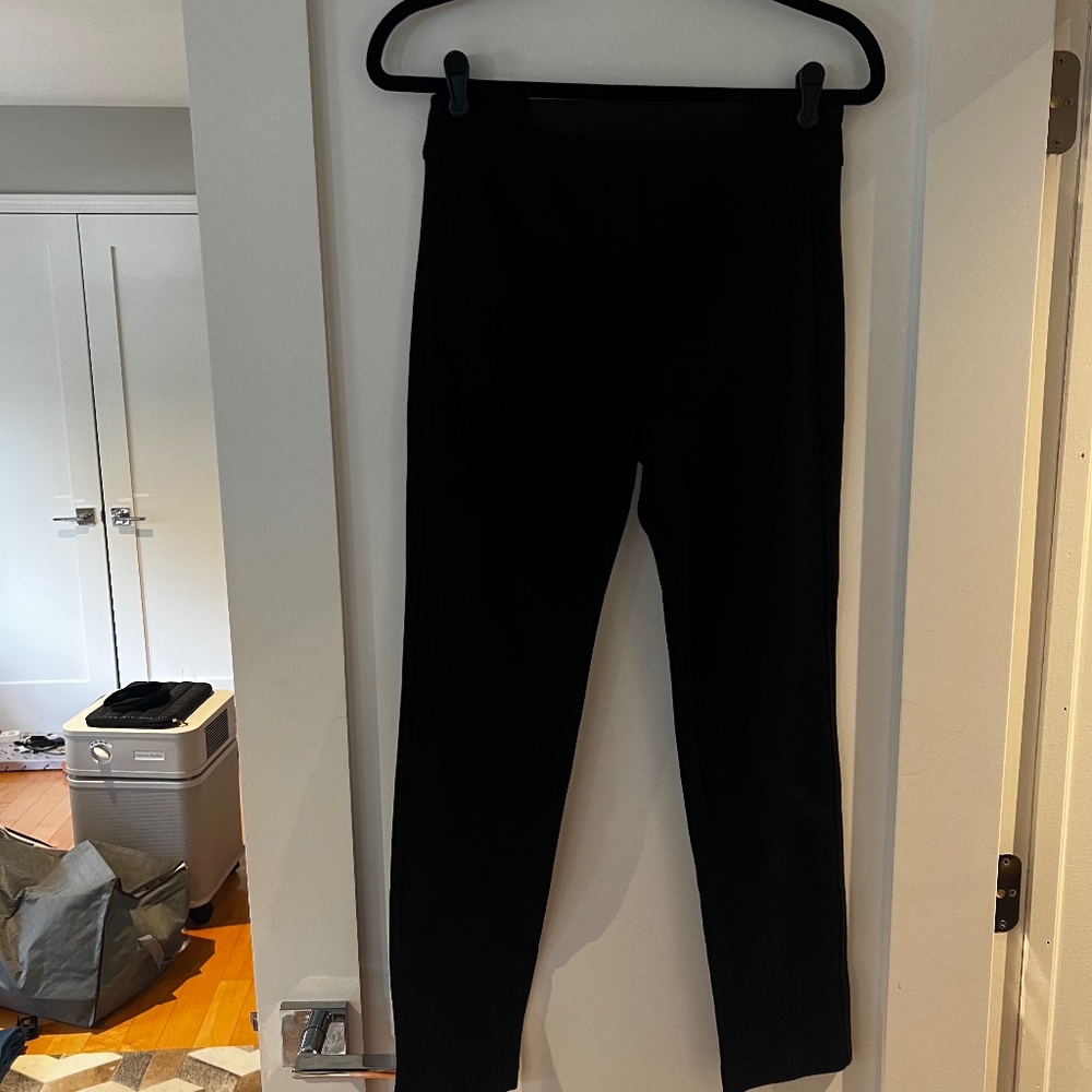 LIKE NEW legging pant
